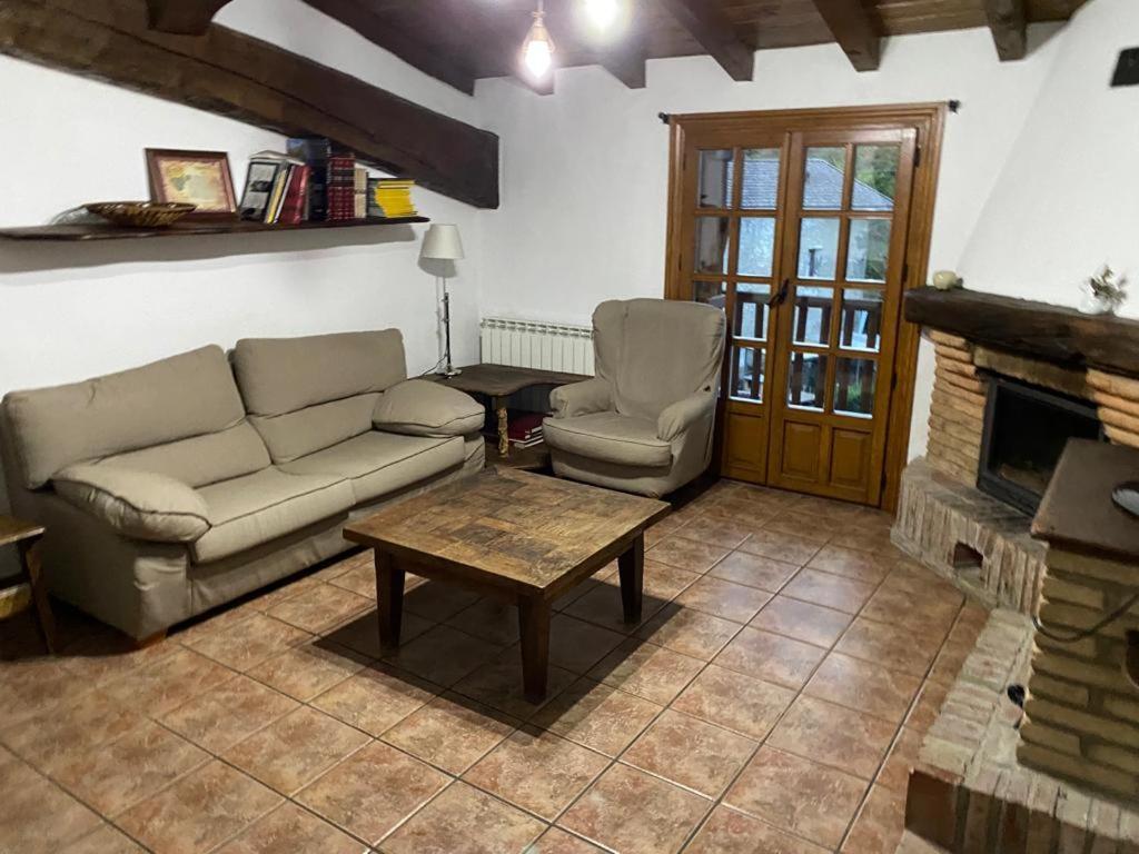 Casa Rural Maitetxu Viscarret-Guerendiain ภายนอก รูปภาพ
